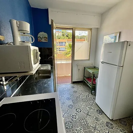 Spacieux - Vue - Proche - Fr-1-816-30 Le Lavandou