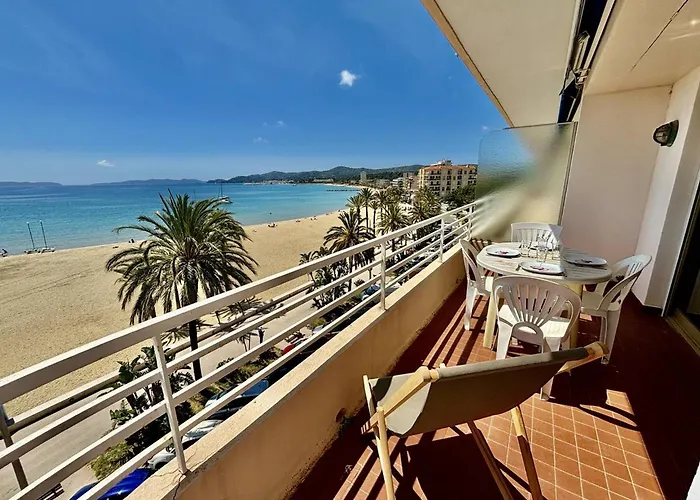 Spacieux - Vue - Proche - Fr-1-816-30 Apartment Le Lavandou